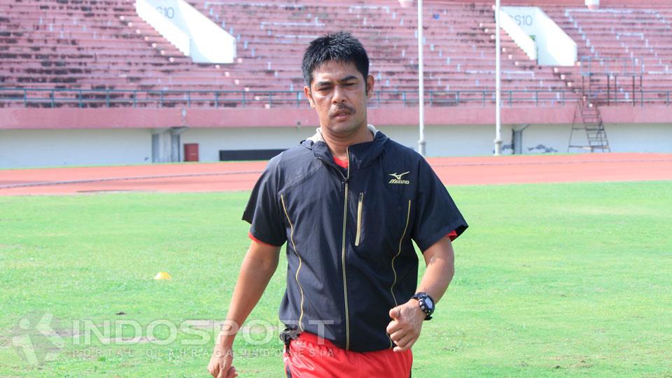 Pelatih Semen Padang, Nilmaizar. - INDOSPORT